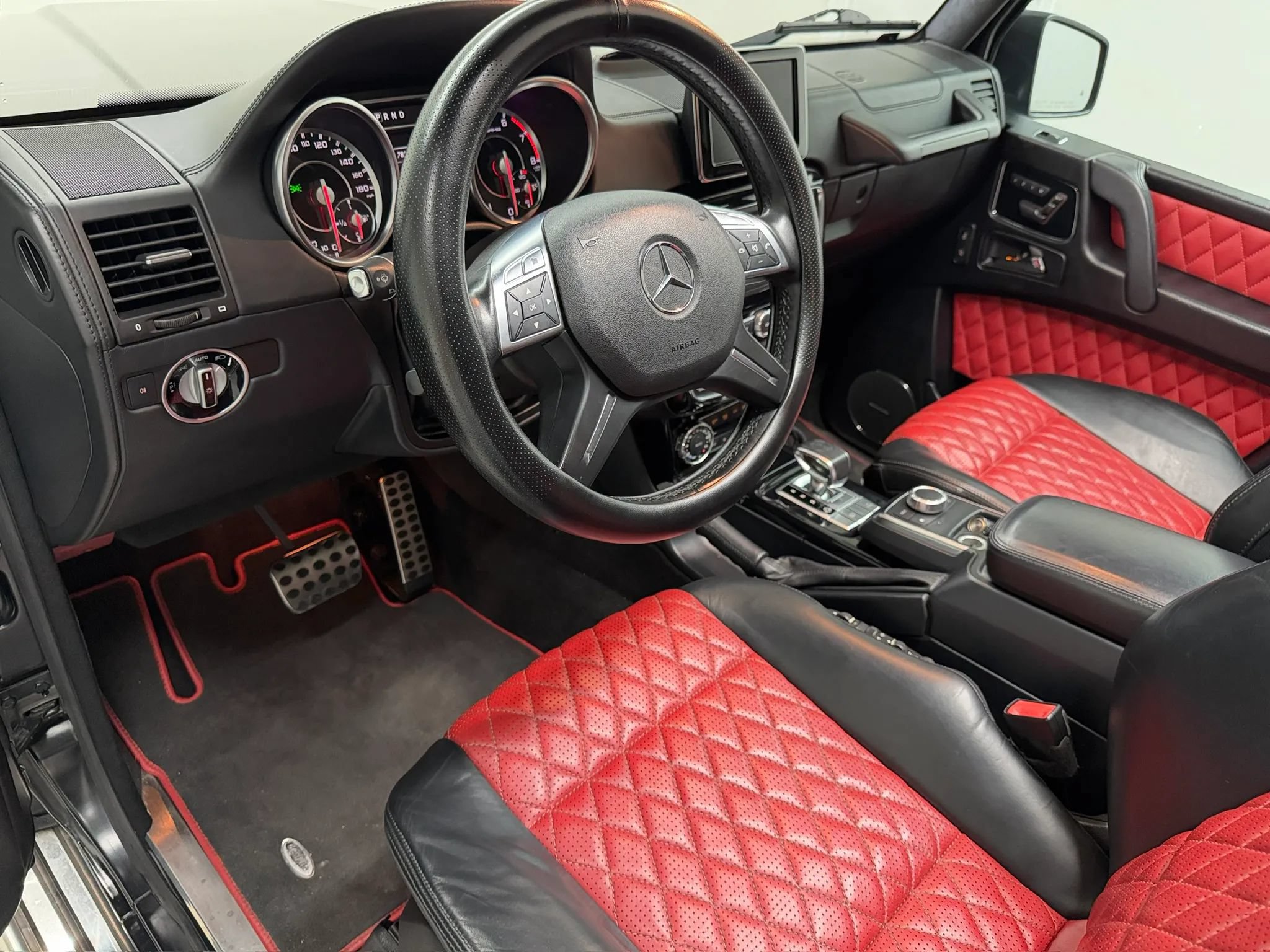 Used 2014 Mercedes-Benz G 63 AMG 4MATIC image 9