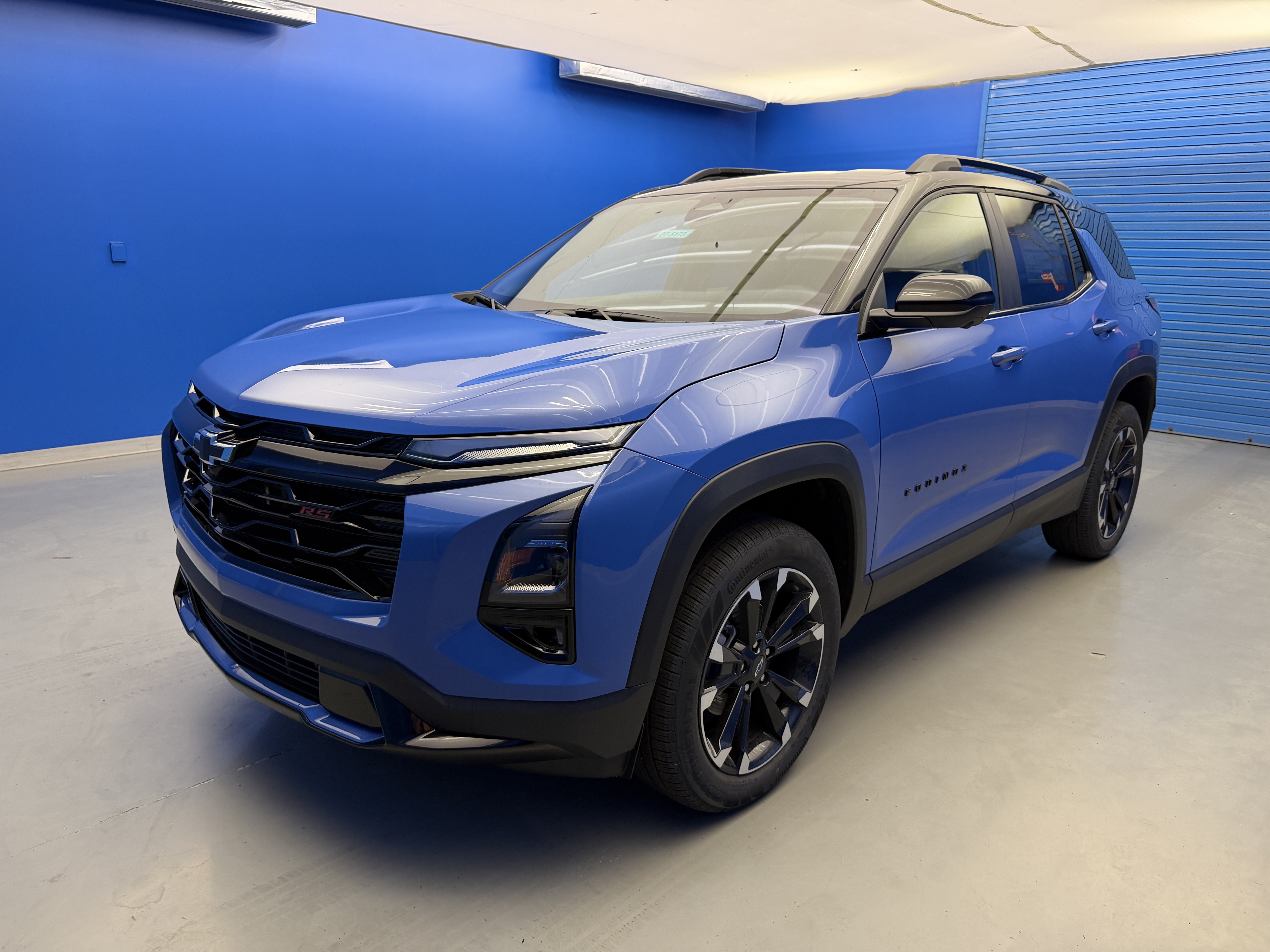 New 2027 Chevrolet Equinox RS w/ Safety and Technology Package FWD image 4