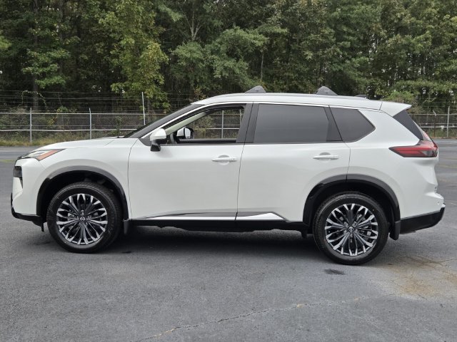 New 2026 Nissan Rogue Platinum AWD/4WD image 2