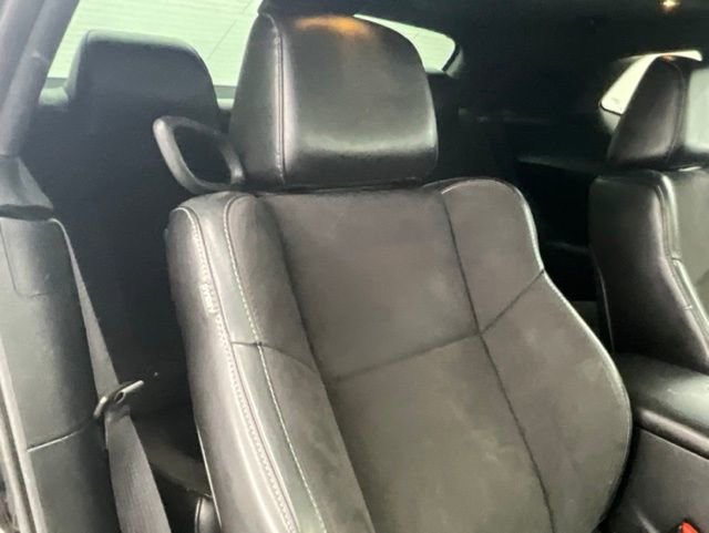 Used 2018 Dodge Challenger SXT Plus RWD image 11