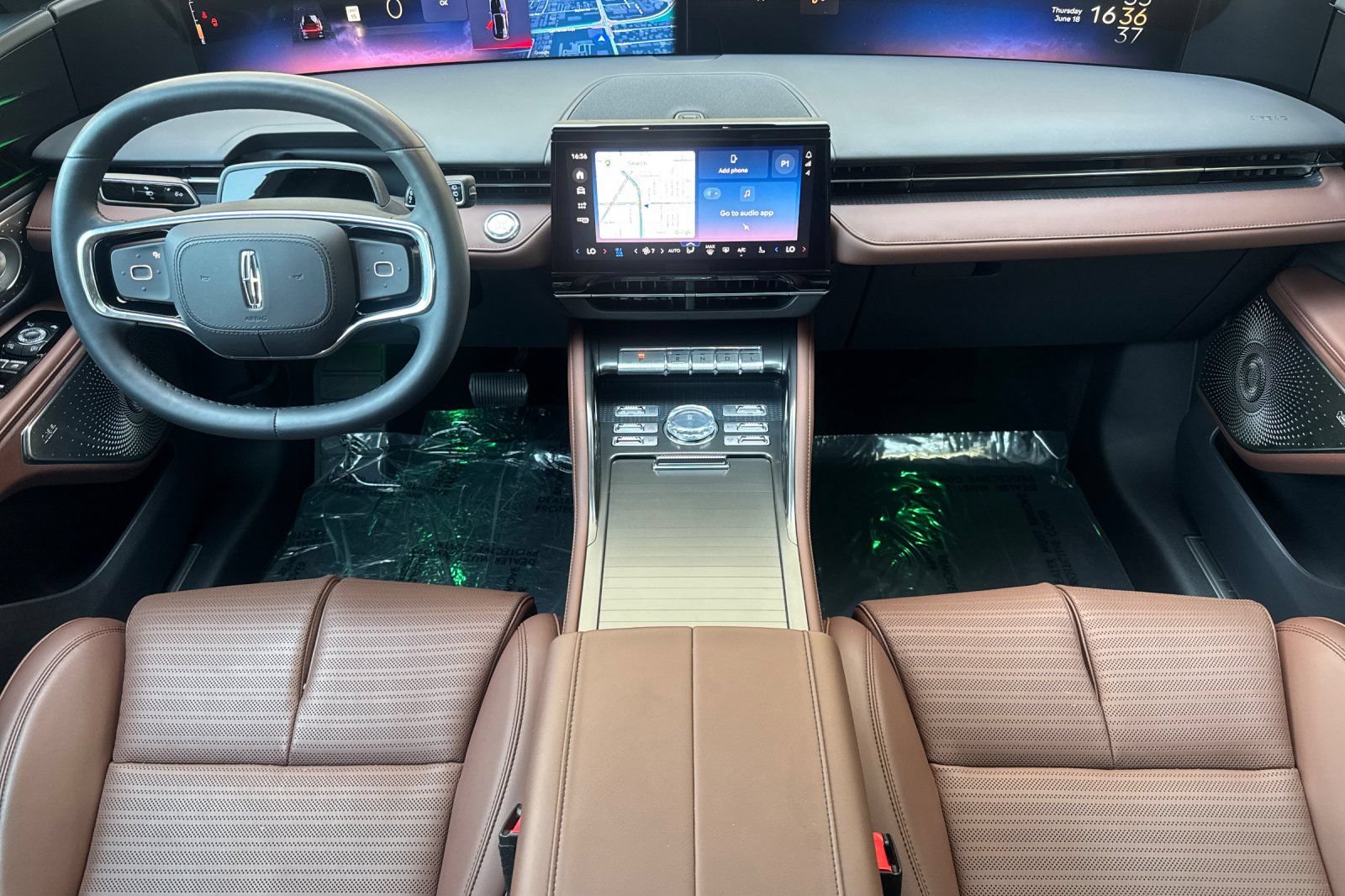 Used 2026 Lincoln Nautilus Reserve AWD/4WD image 13