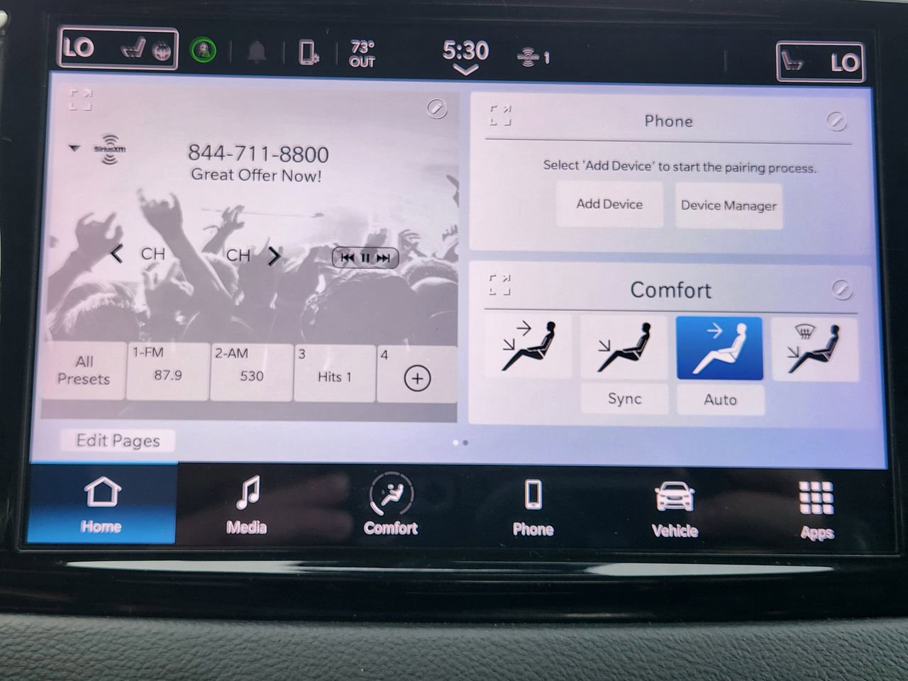 Used 2023 Chrysler Pacifica Touring-L FWD image 16