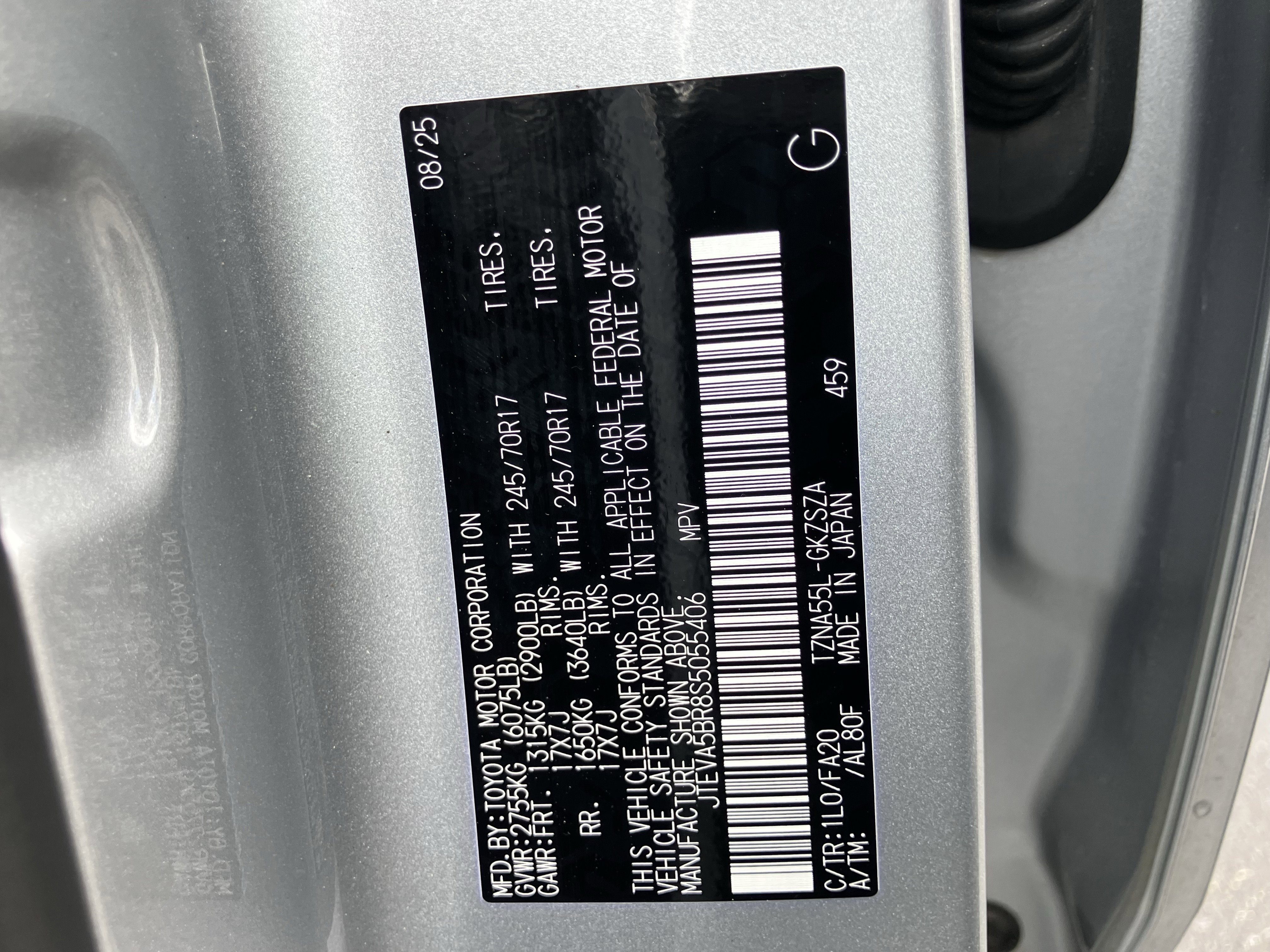 Used 2025 Toyota 4Runner SR5 AWD/4WD image 36