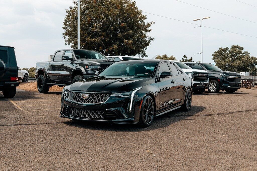 Used 2023 Cadillac CT4 V Blackwing w/ Driver Assist Package RWD image 3