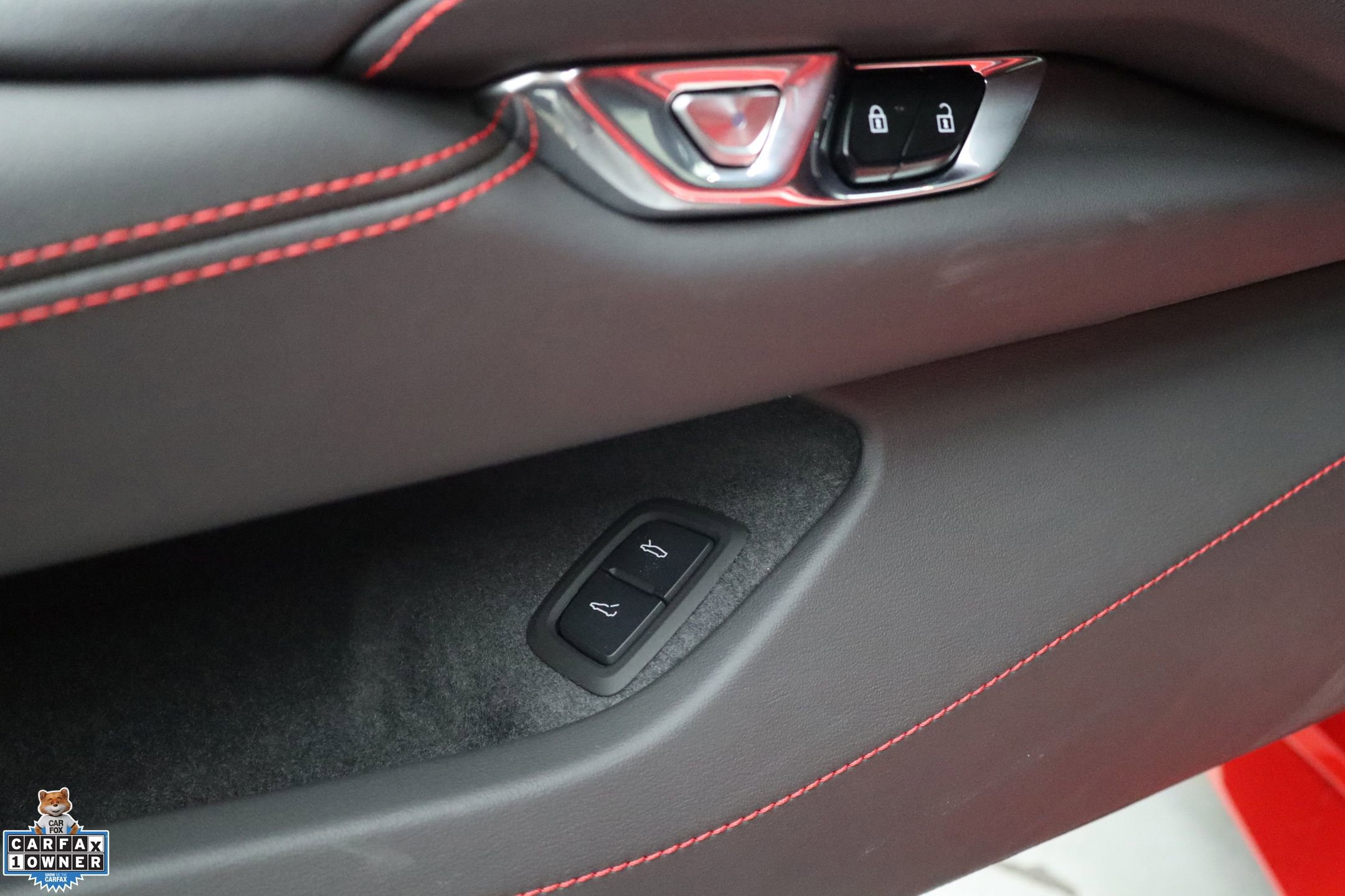 Used 2023 Chevrolet Corvette Stingray Coupe w/ Z51 Performance Package image 16