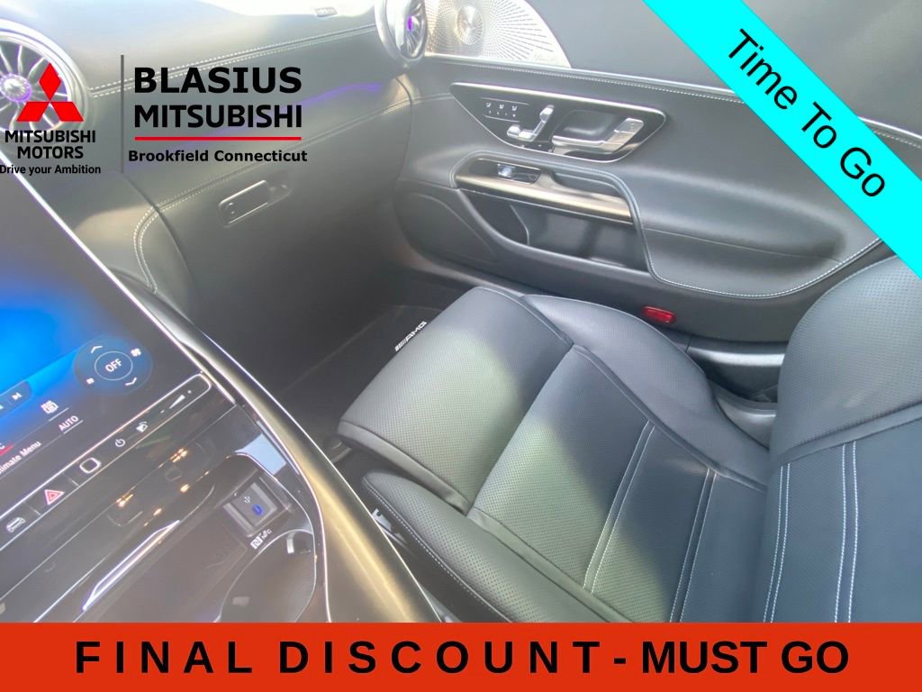 Used 2022 Mercedes-Benz SL 55 AMG 4MATIC w/ Driver Assistance Package image 51