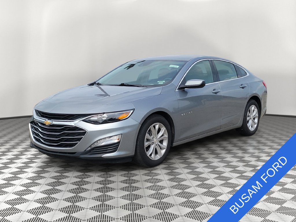 Used 2024 Chevrolet Malibu LT FWD image 2