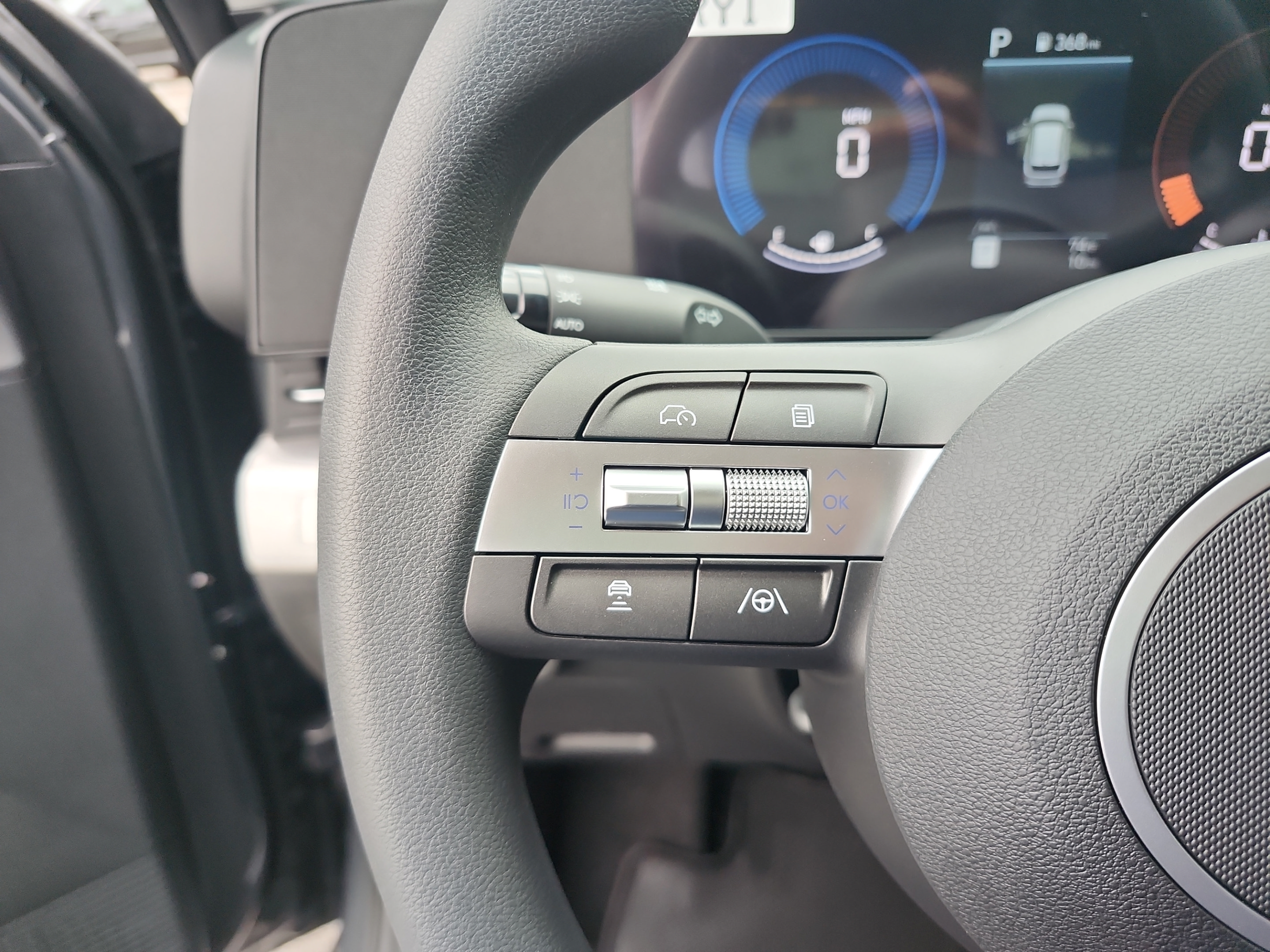 New 2027 Hyundai Kona SE FWD image 12