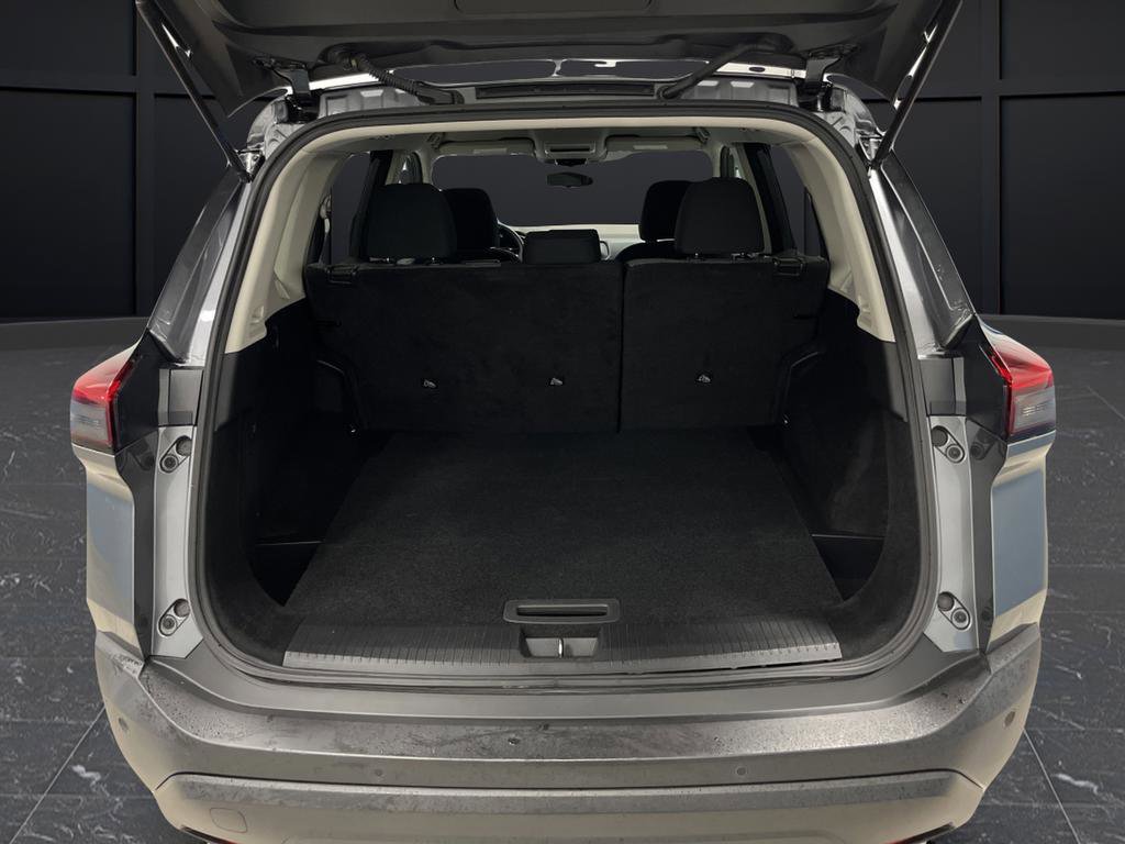 Used 2021 Nissan Rogue S AWD/4WD image 12