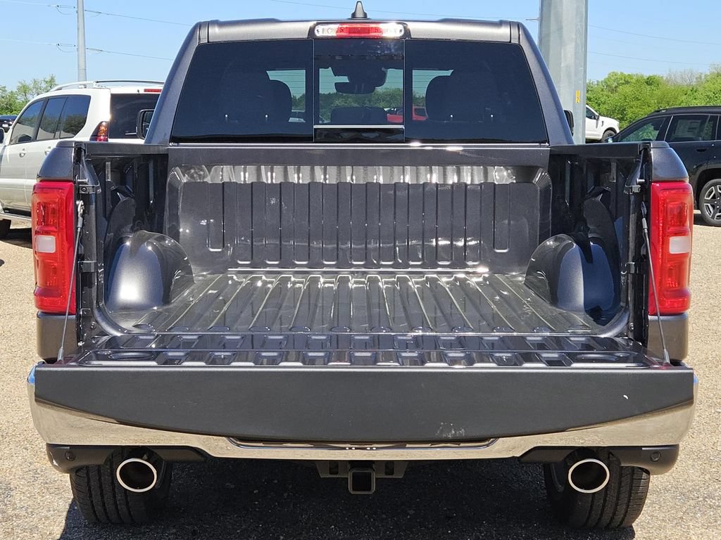 New 2026 RAM 1500 Lone Star AWD/4WD image 9