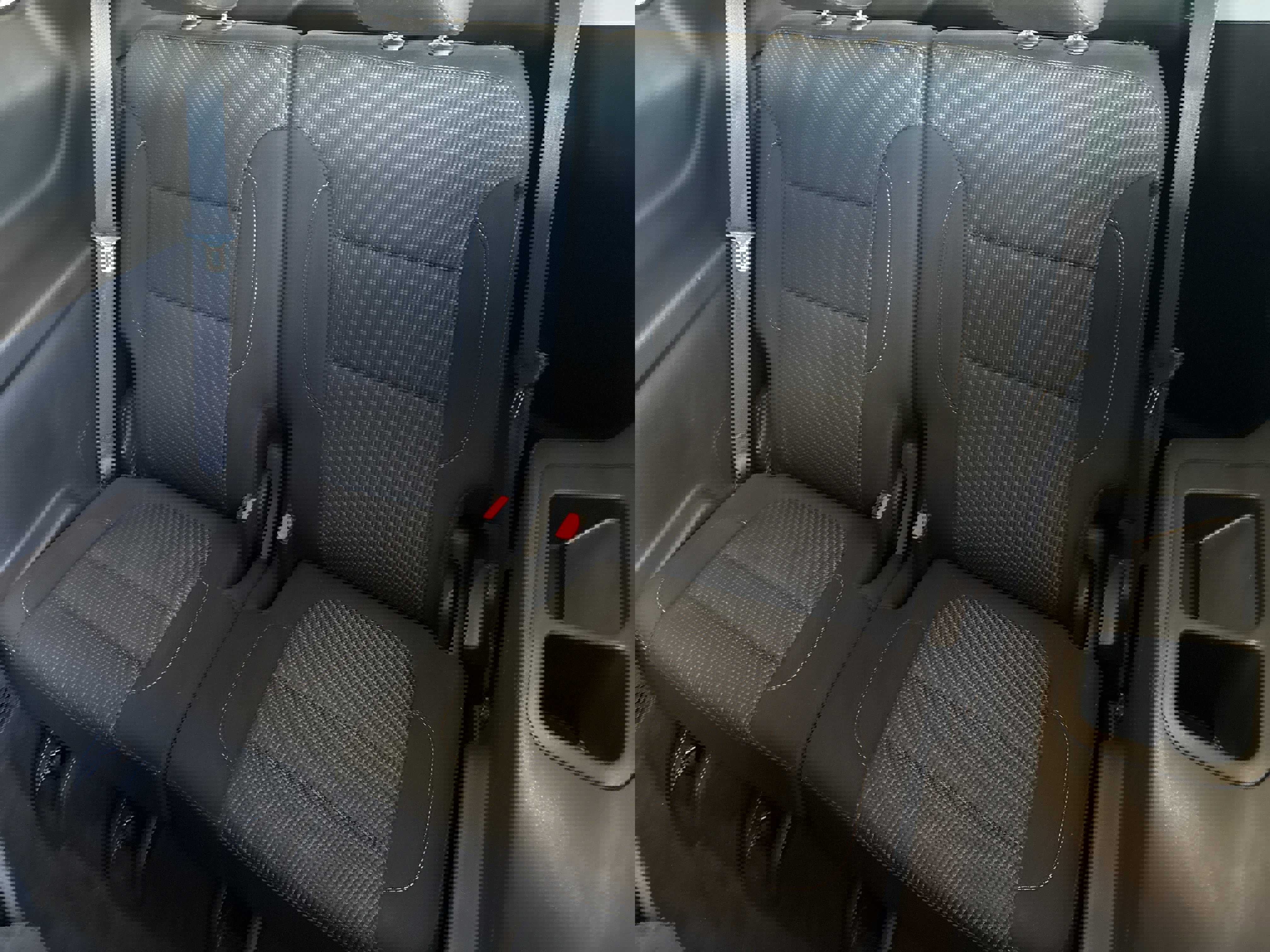 Used 2020 GMC Acadia SLE w/ Driver Convenience Package image 11