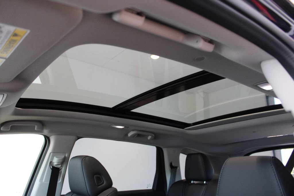 New 2026 Acura MDX SH-AWD image 26