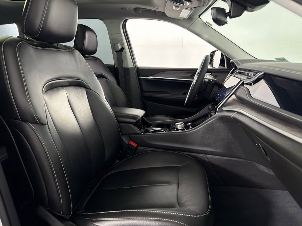 Certified 2022 Jeep Grand Cherokee Limited 4xe image 33