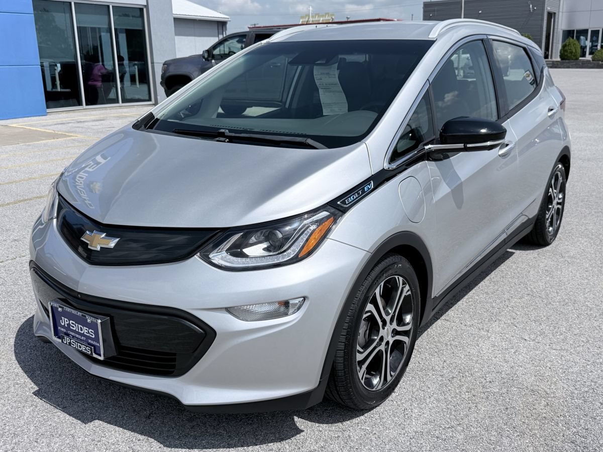 Used 2019 Chevrolet Bolt Premier w/ Infotainment Package FWD image 1