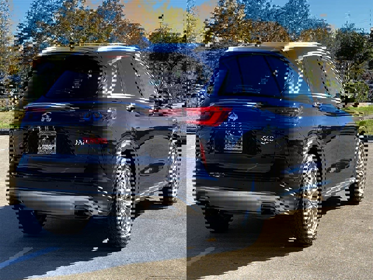 Used 2021 INFINITI QX50 Luxe image 4