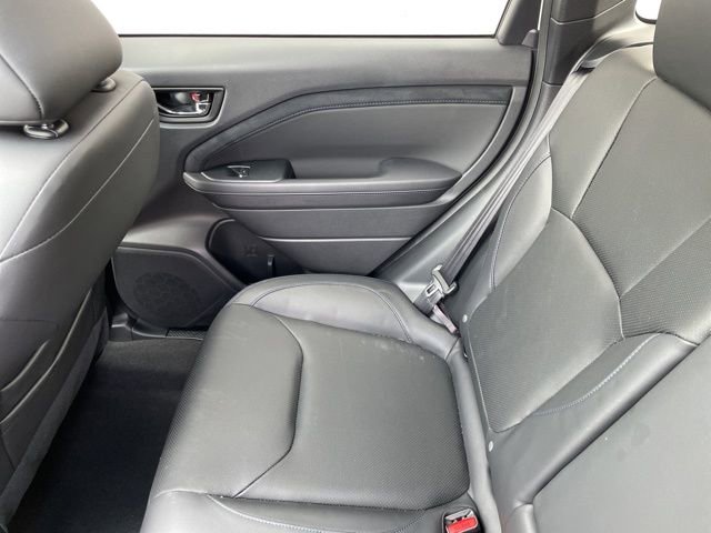 Used 2025 Subaru Forester Limited image 27