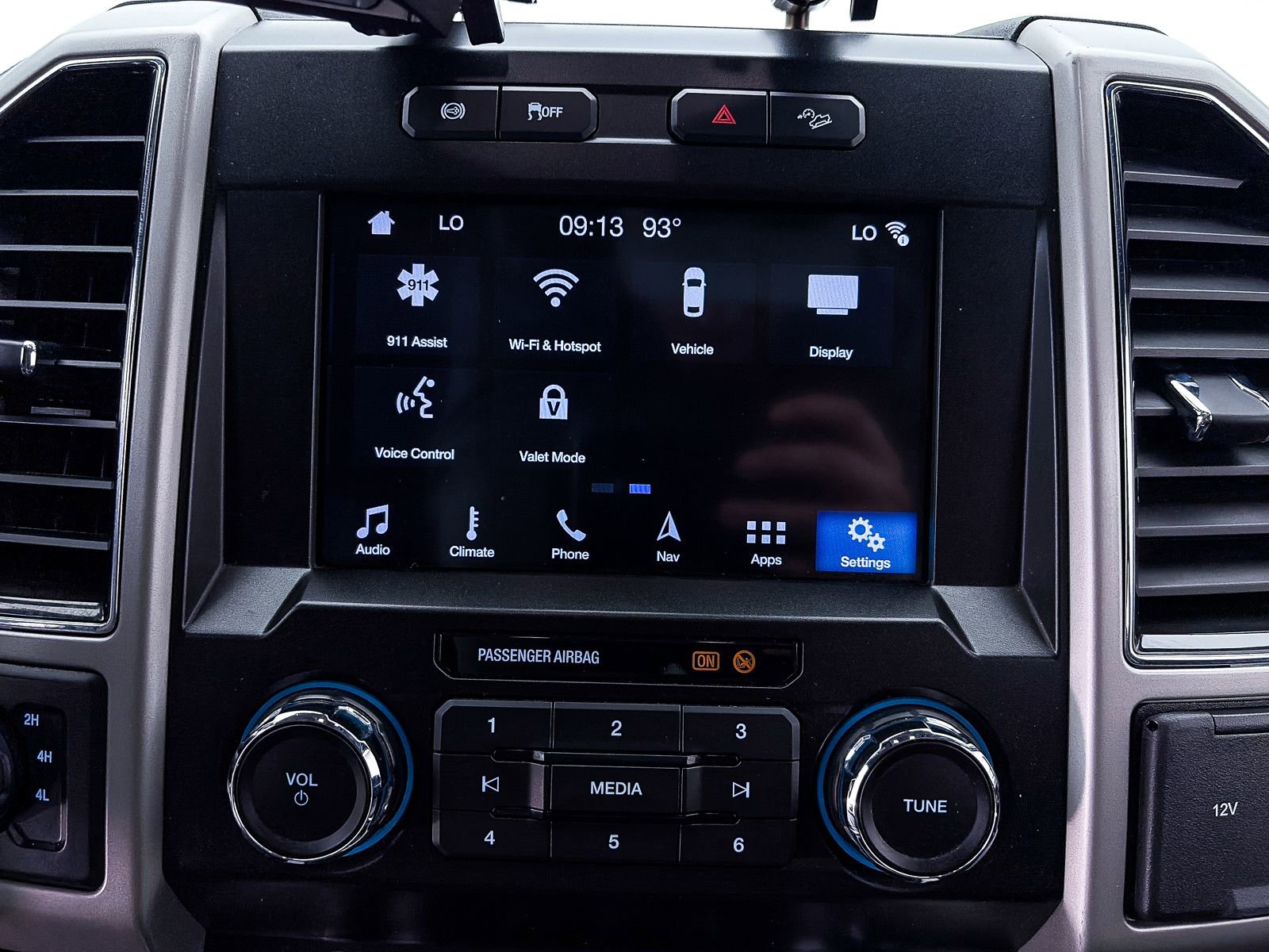 Used 2019 Ford F250 Lariat w/ FX4 Off-Road Package AWD/4WD image 20