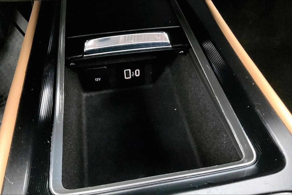 Used 2022 Lincoln Corsair Reserve w/ Elements Package image 27