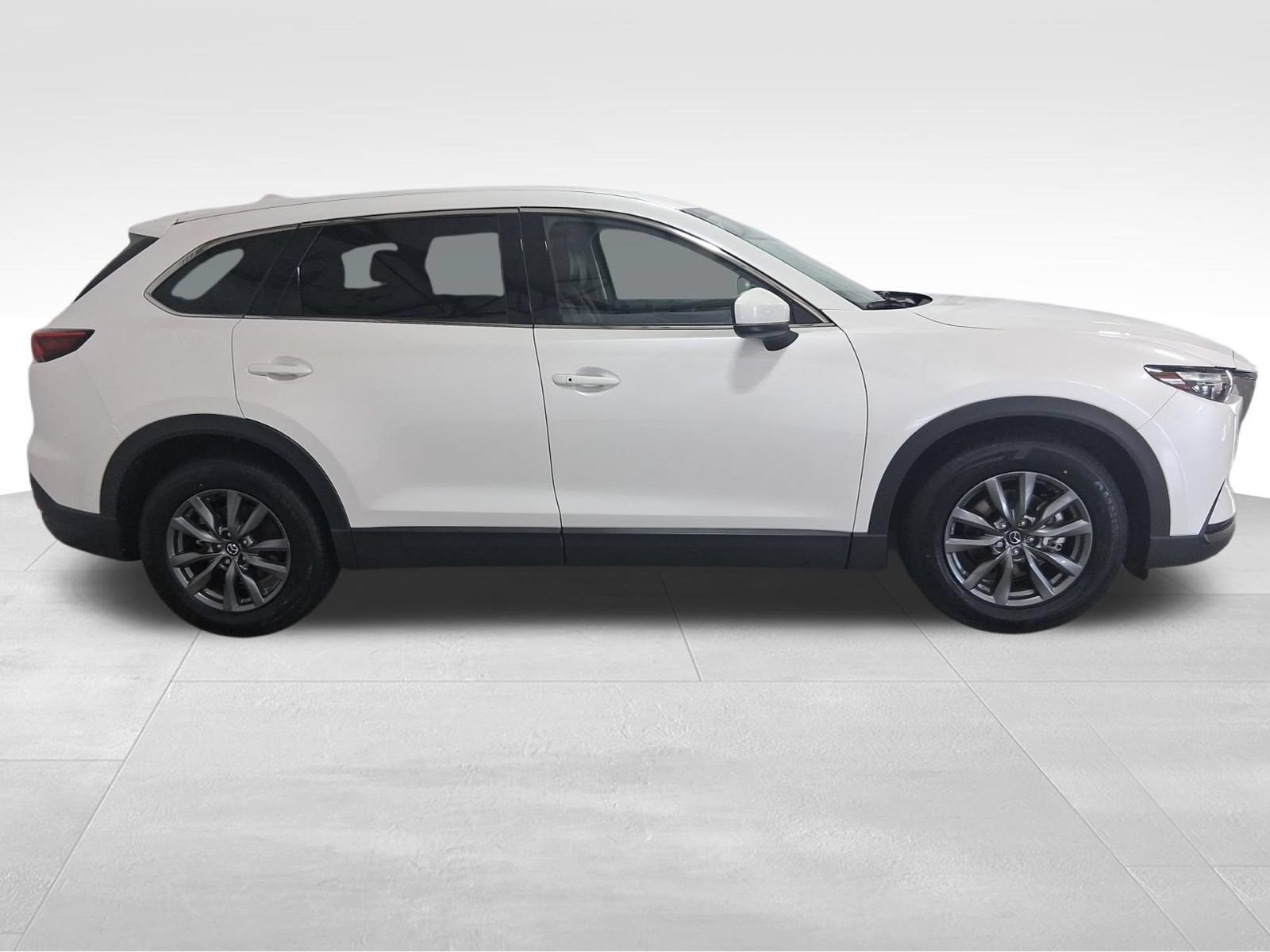 Certified 2023 MAZDA CX-9 Touring AWD/4WD image 4