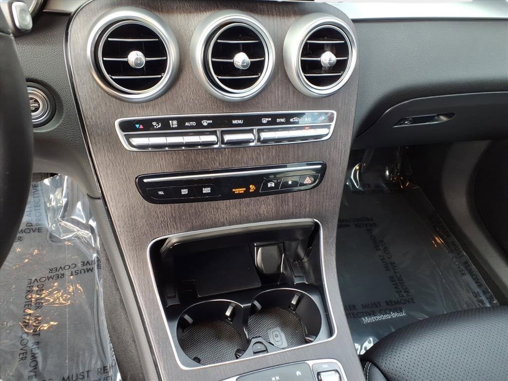 Used 2022 Mercedes-Benz GLC 300 4MATIC image 22