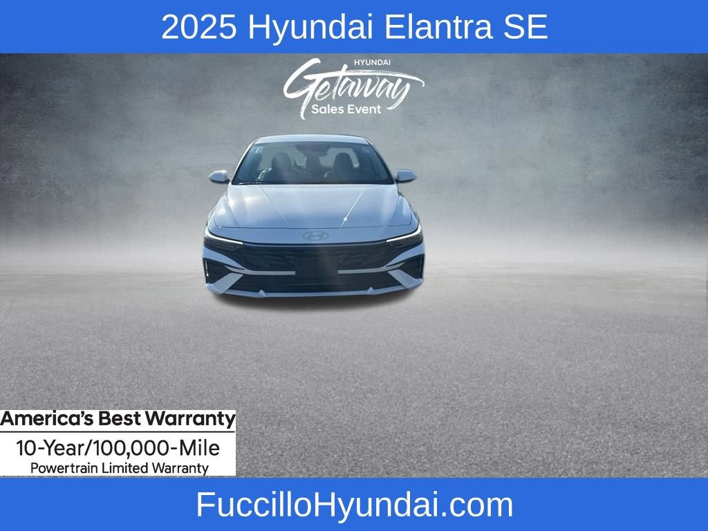 New 2025 Hyundai Elantra SE image 3