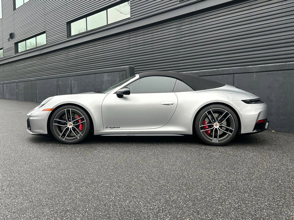 Certified 2026 Porsche 911 Carrera GTS RWD image 2