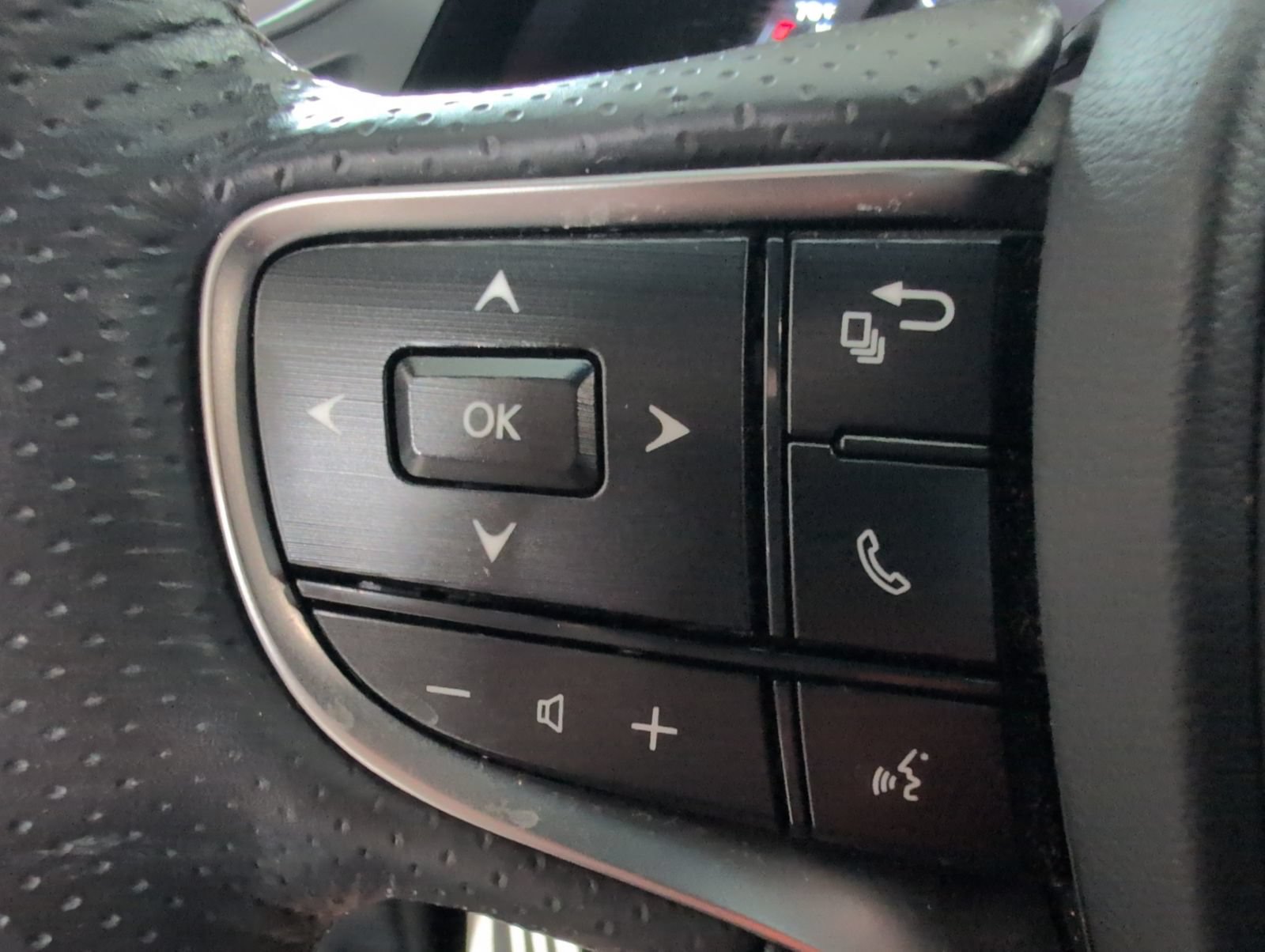Certified 2022 Lexus ES 350 F Sport FWD image 11