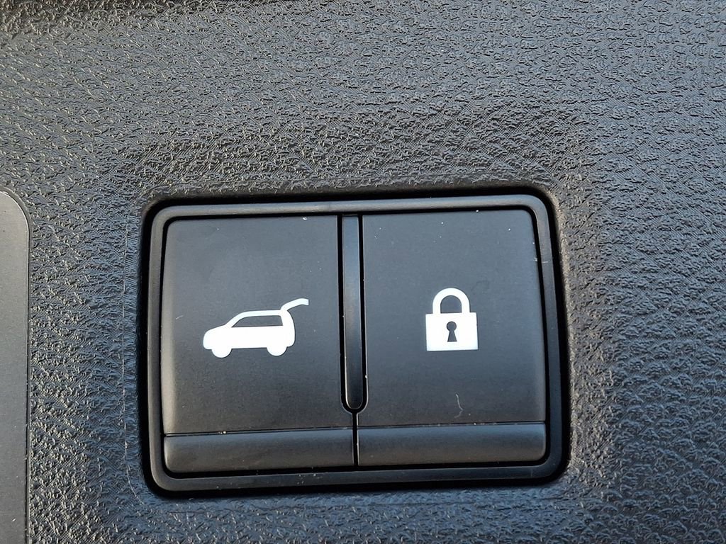 Used 2025 INFINITI QX50 Pure image 30