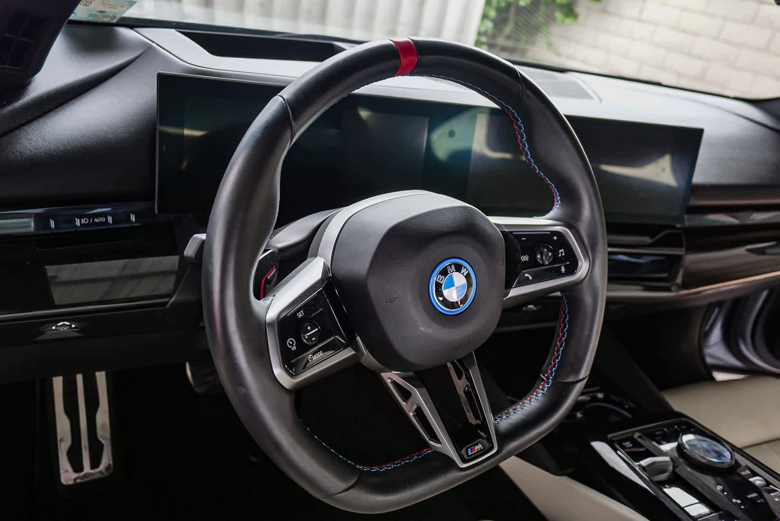 Used 2024 BMW i5 M60 w/ Premium Package AWD/4WD image 15