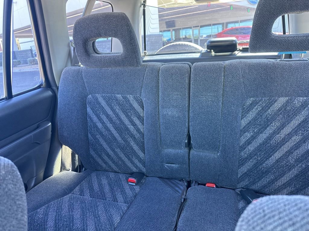 Used 2000 Honda CR-V LX image 11