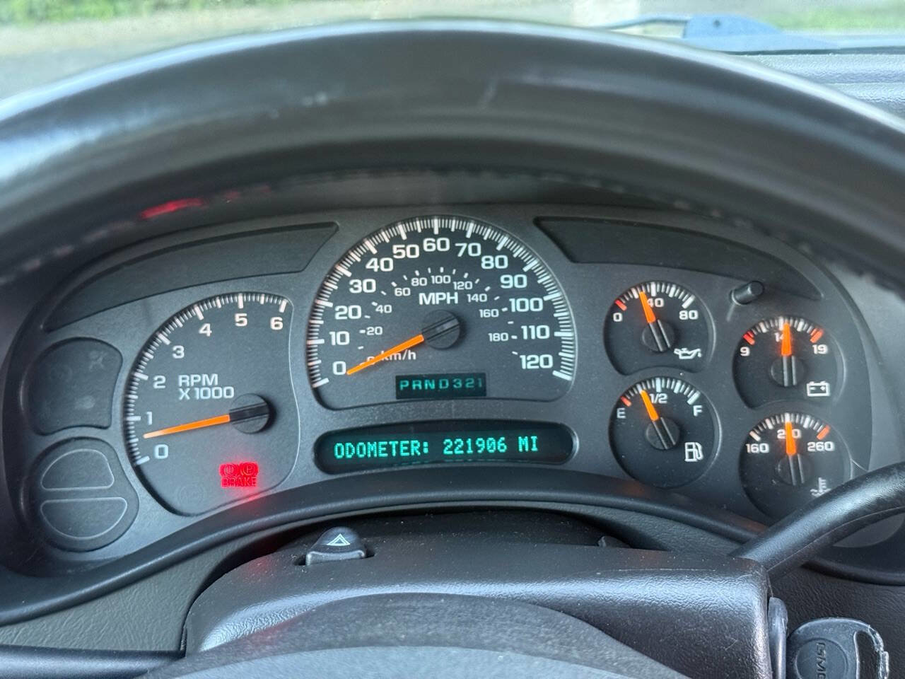 Used 2004 GMC Yukon SLT w/ 1SD Preferred Equipment Group image 28