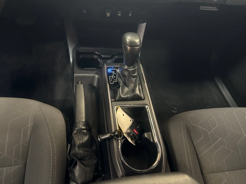 Used 2019 Toyota Tacoma TRD Sport RWD image 18