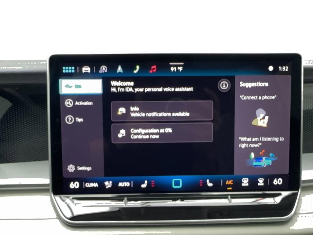 Used 2025 Volkswagen Tiguan SE w/ Panoramic Sunroof Package FWD image 44