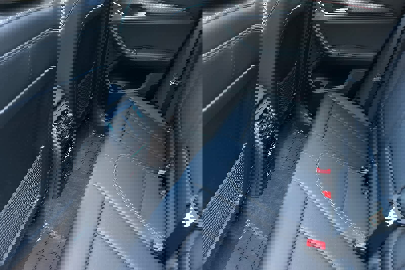 Used 2024 BMW X3 M40i image 4