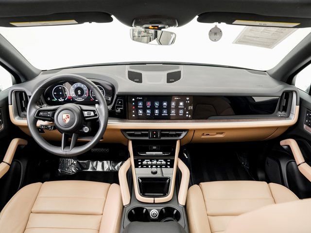 Certified 2025 Porsche Cayenne image 21