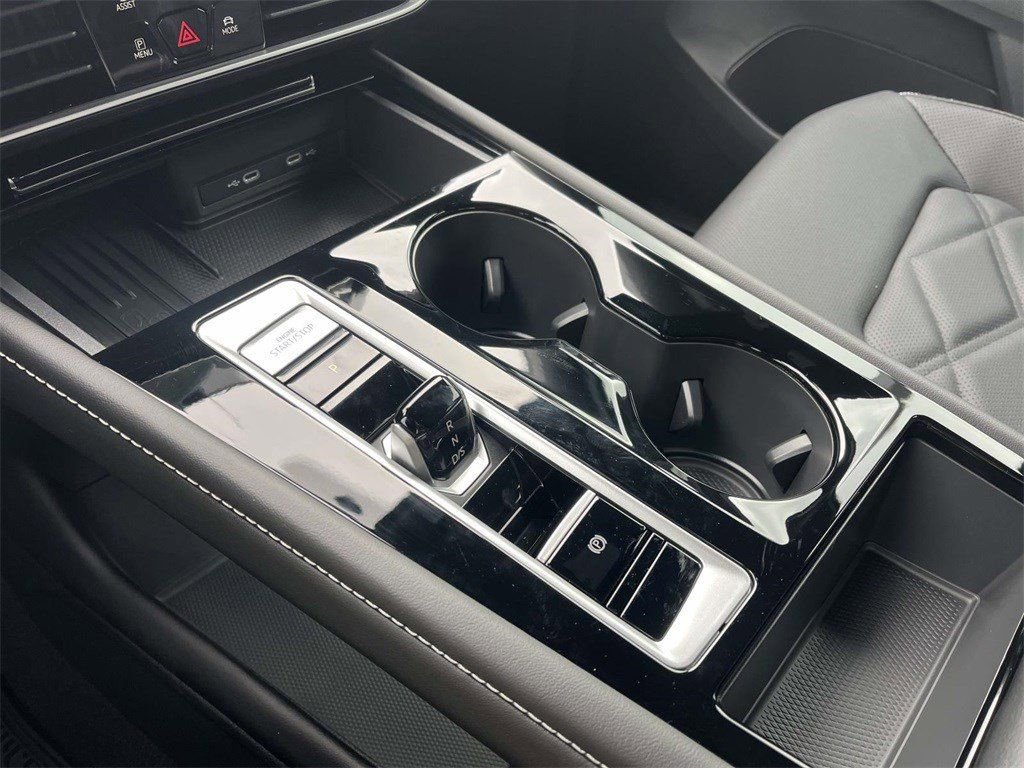 New 2026 Volkswagen Atlas Cross Sport SE FWD image 24