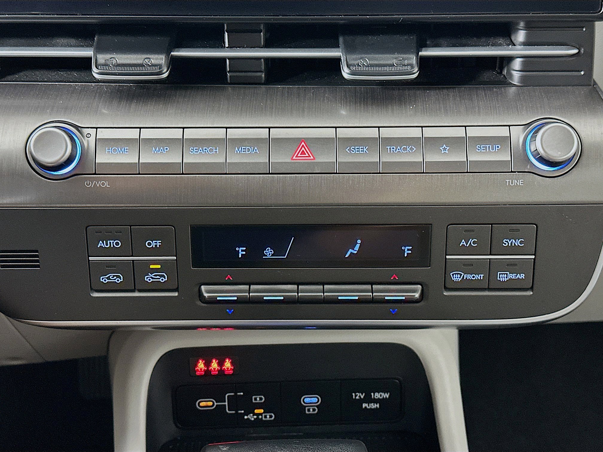 Used 2025 Hyundai Kona SEL image 23