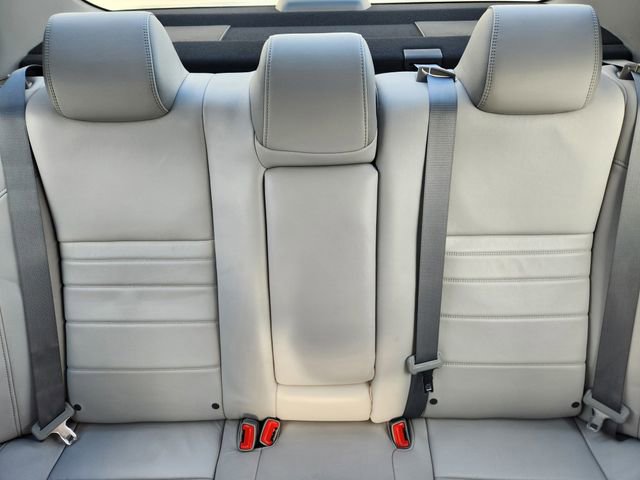 Used 2015 Toyota Camry XLE image 16