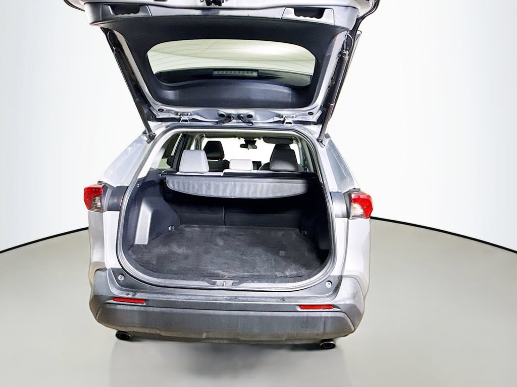 Certified 2020 Toyota RAV4 XLE Premium FWD image 25