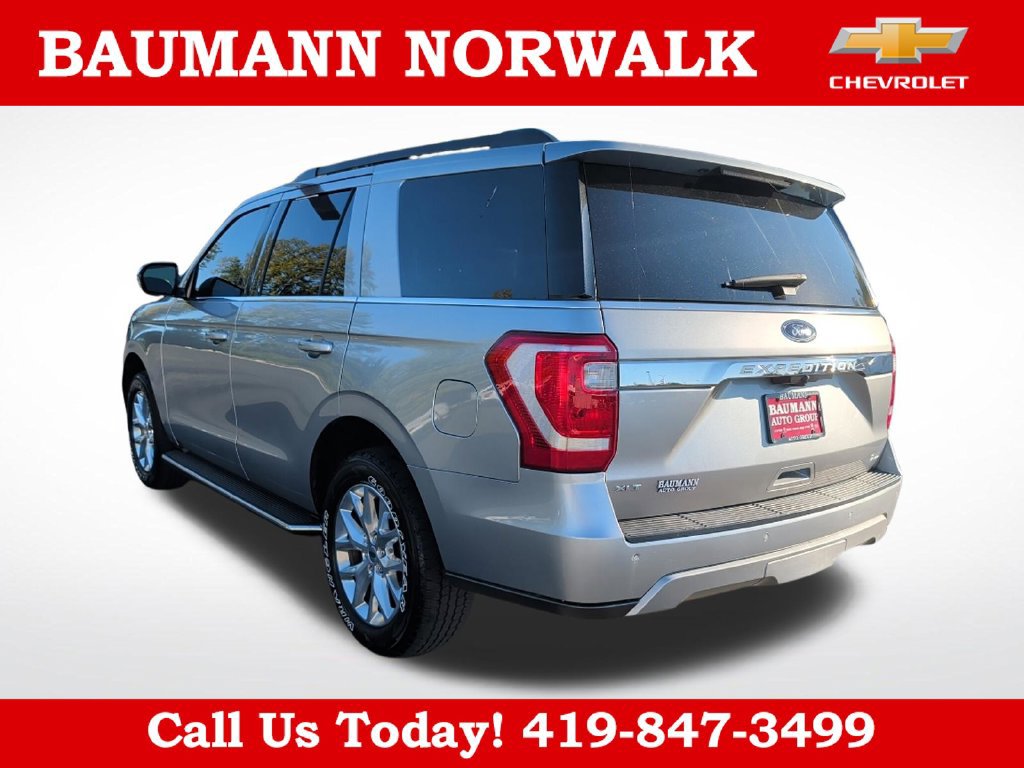Used 2020 Ford Expedition XLT w/ Equipment Group 202A AWD/4WD image 5