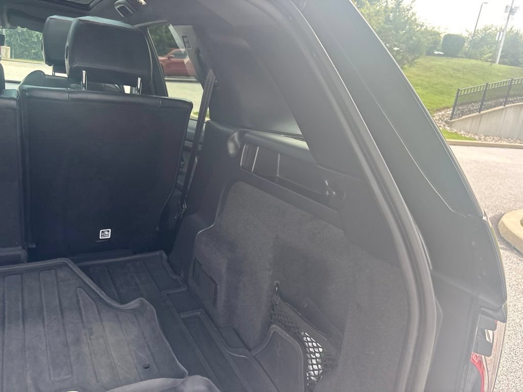 Used 2020 Land Rover Discovery Sport S R-Dynamic AWD/4WD image 7
