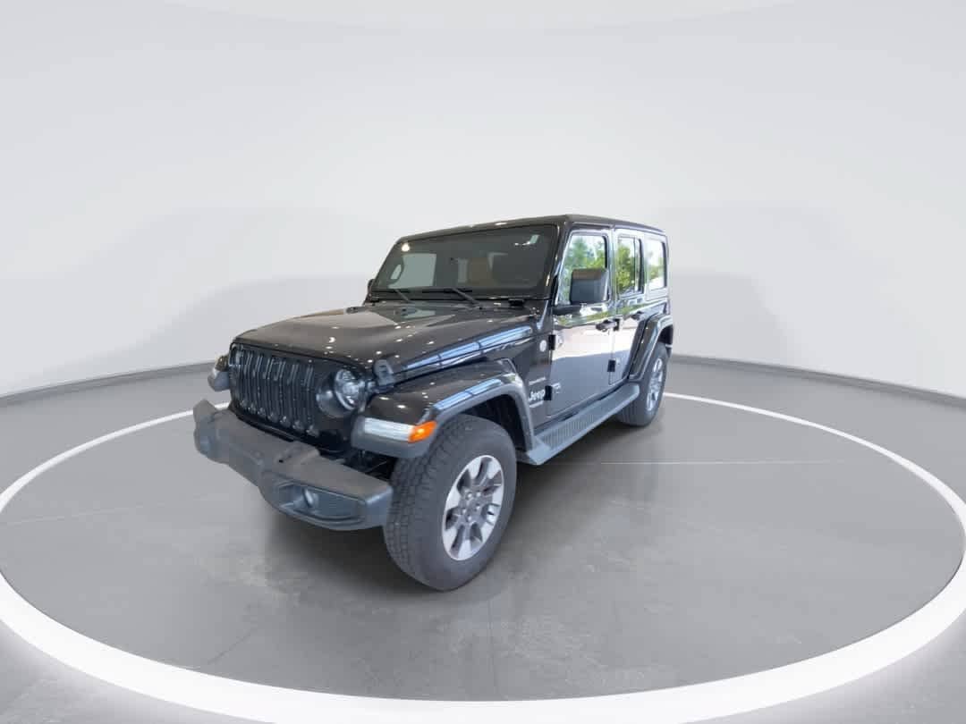 Used 2022 Jeep Wrangler Unlimited Sahara w/ LED Lighting Group AWD/4WD image 4