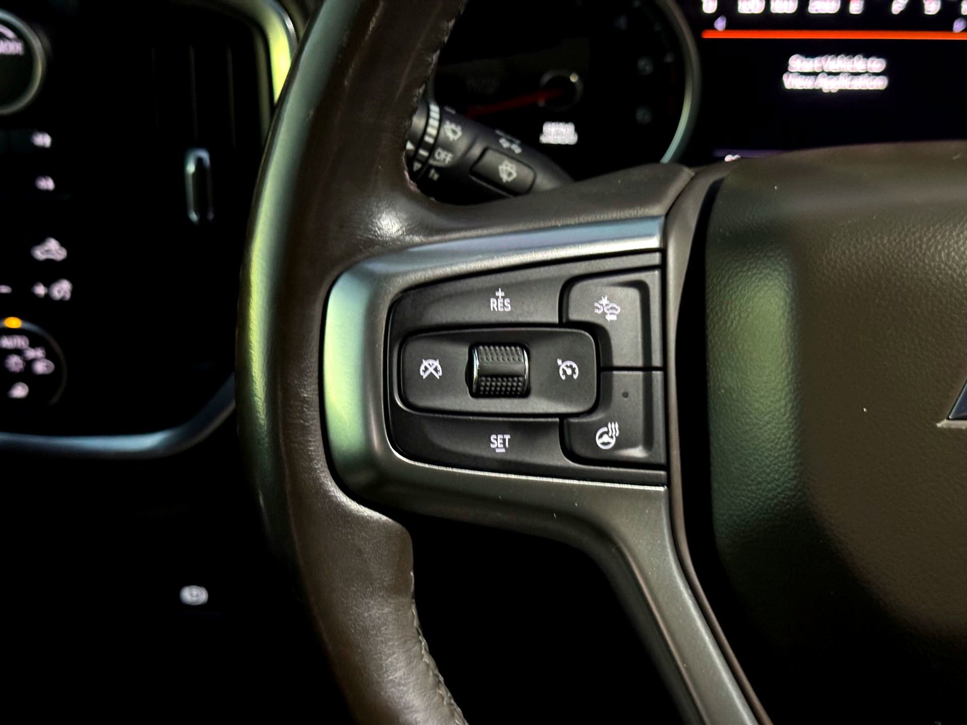 Used 2020 Chevrolet Silverado 1500 LTZ image 27