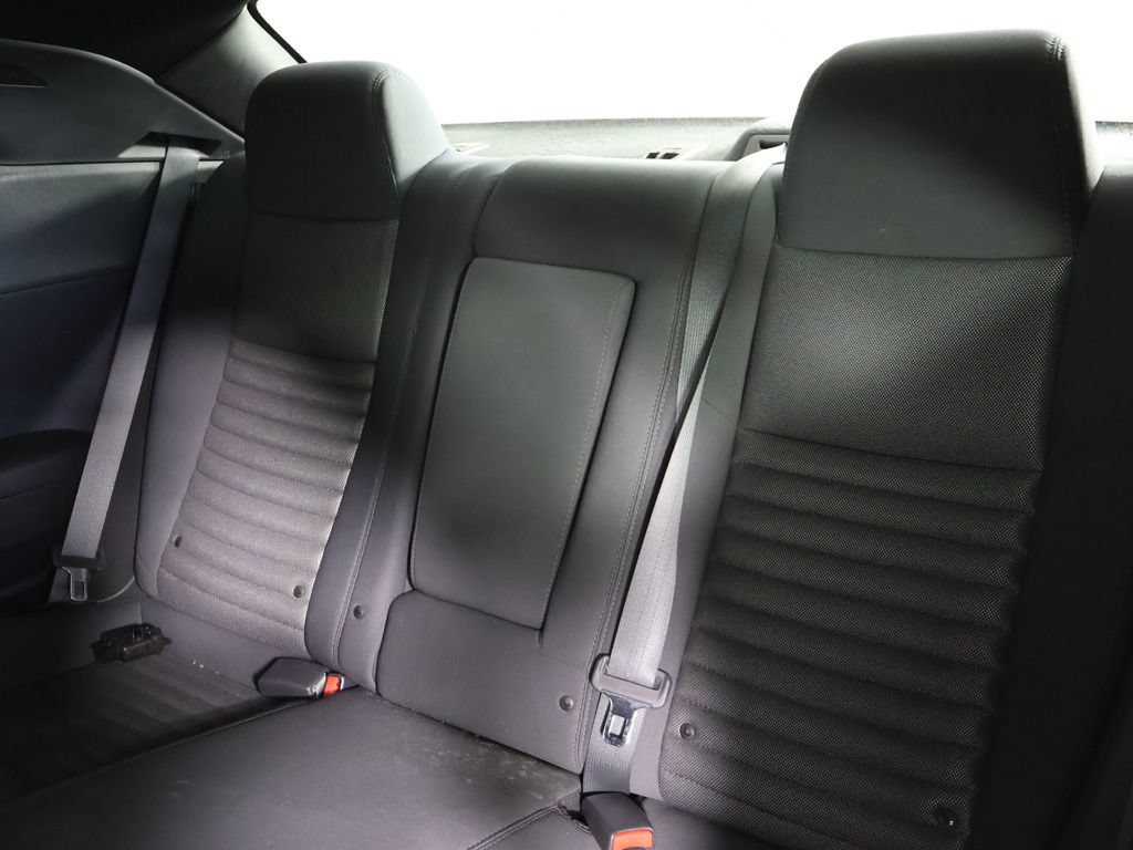 Used 2012 Dodge Challenger SXT RWD image 20