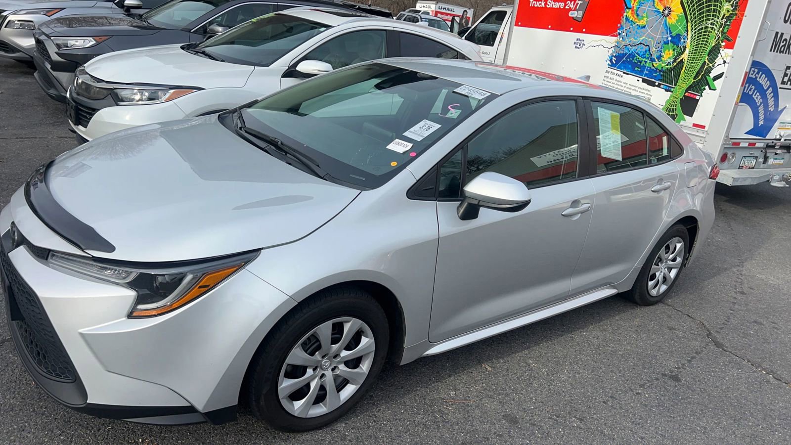 Used 2021 Toyota Corolla LE FWD image 2