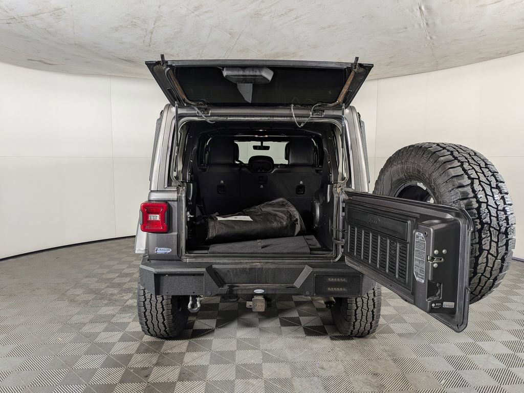 Used 2021 Jeep Wrangler Unlimited Rubicon AWD/4WD image 9