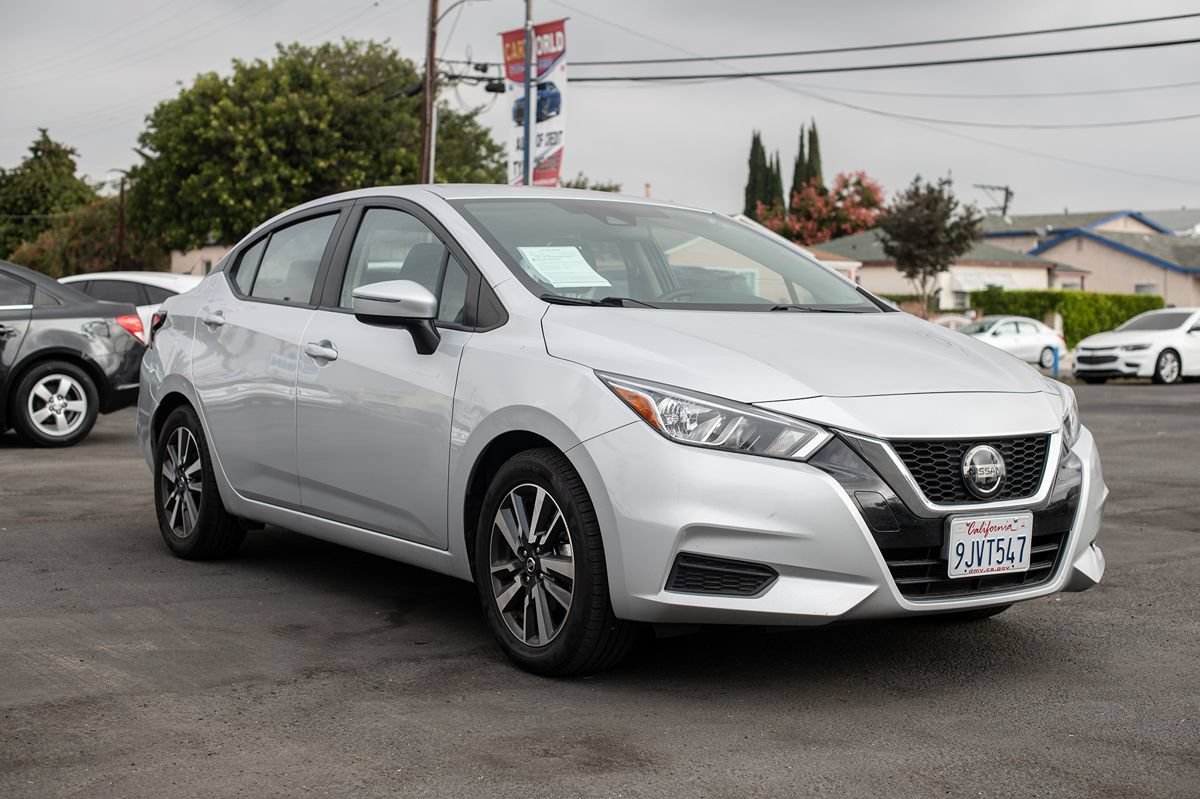 Used 2021 Nissan Versa SV FWD image 10