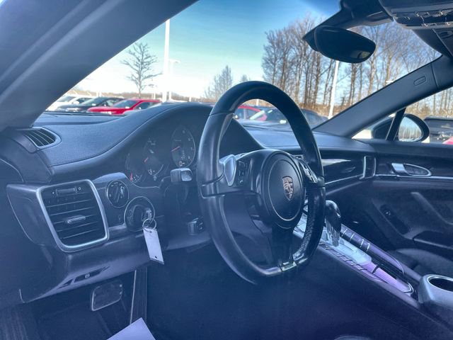 Used 2013 Porsche Panamera 4S image 10