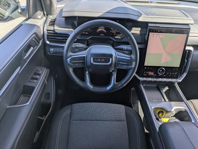 Used 2025 GMC Acadia Elevation image 17