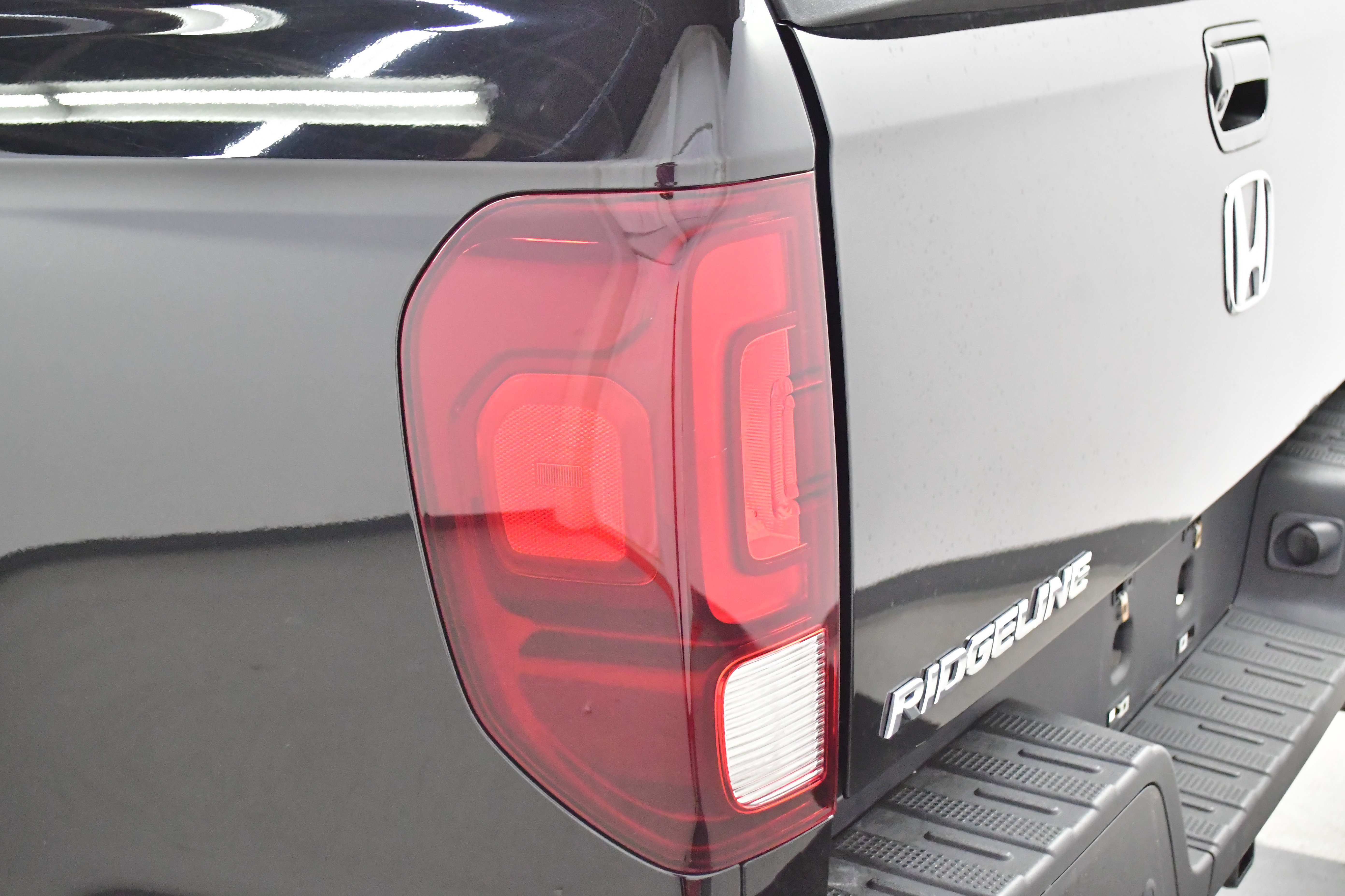 Used 2023 Honda Ridgeline RTL-E image 33